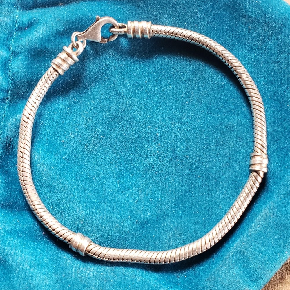 #4 pandora 925 bracelet